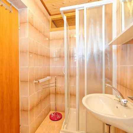 Milica Palit 3* Rab Town