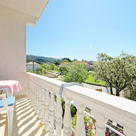 Milica Palit 3* Rab Town